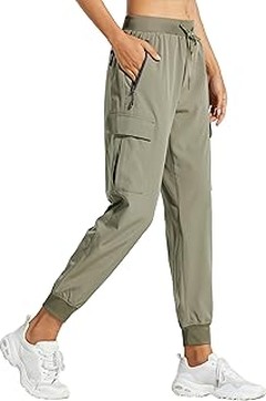 Ideas de combinación para tus pantalones cargo casual