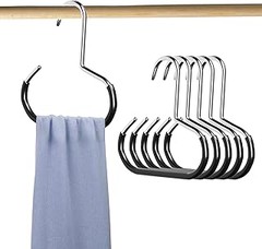 Errores frecuentes al usar colgadores para pañuelos y fulares