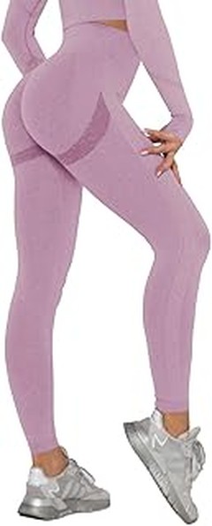 Beneficios de Usar Leggings y Pantalones Básicos en Combinación